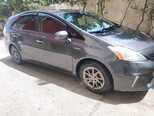 Toyota Prius V-4