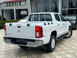 Mitsubishi L200-7