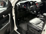 Kia Sorento-13