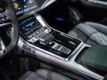Audi Q8-9