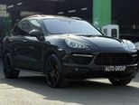 Porsche Cayenne-3