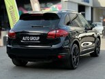 Porsche Cayenne-4