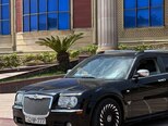 Chrysler 300C-12
