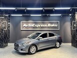 Hyundai Accent-1