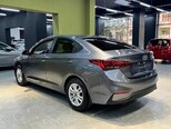Hyundai Accent-7