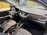 Hyundai Accent-13