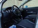 Nissan Tiida-5