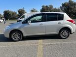 Nissan Tiida-10