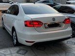 Volkswagen Jetta-11