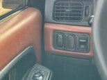 Mitsubishi Pajero io-17