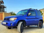 Mitsubishi Pajero io-8