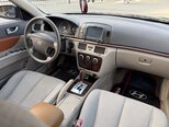 Hyundai Sonata-12