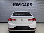 Hyundai Elantra-6