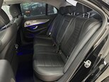 Mercedes E 300-9