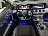 Mercedes E 300-22