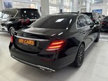 Mercedes E 300-19