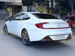 Hyundai Sonata-8