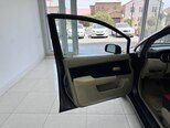 Nissan Tiida-12
