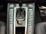 Porsche Macan-15