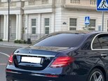 Mercedes E 300-11