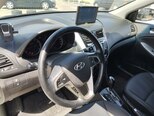 Hyundai Accent-13