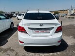 Hyundai Accent-5