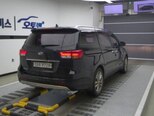 Kia Carnival-3
