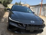 Hyundai Elantra-1
