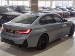 BMW 330-8