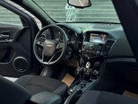 Chevrolet Cruze-12