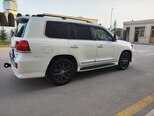 Toyota Land Cruiser-6