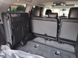 Toyota Land Cruiser-12