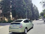 Toyota Prius-3