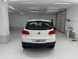 Volkswagen Tiguan-5