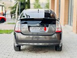 Toyota Prius-13