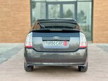 Toyota Prius-11