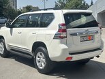 Toyota Land Cruiser Prado-5