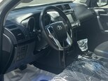 Toyota Land Cruiser Prado-9