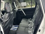 Toyota Land Cruiser Prado-11