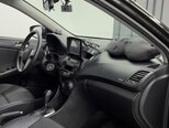 Hyundai Accent-10