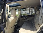 Mitsubishi Pajero-7