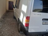 Ford Transit-4