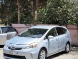 Toyota Prius V-19