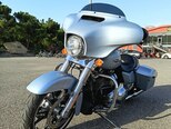 Harley-Davidson FLHX Street Glide-12