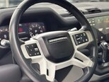 Land Rover Defender-8