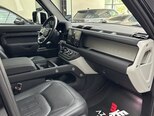 Land Rover Defender-9
