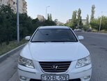 Hyundai Sonata-1