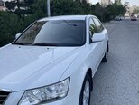Hyundai Sonata-4