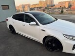 Kia K5-21