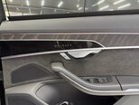 Audi A8-13